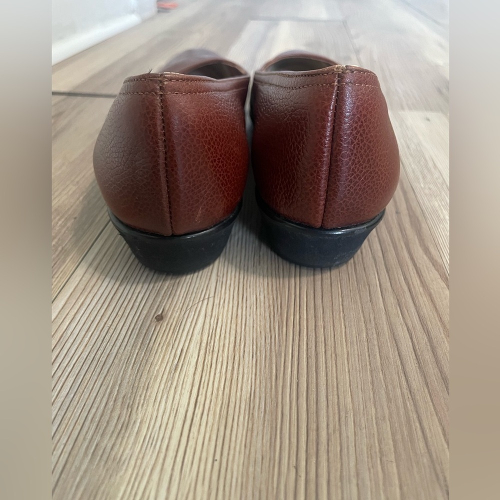 Salvatore Ferragamo Vintage  Brown Leather Flats - Picture 3 of 9